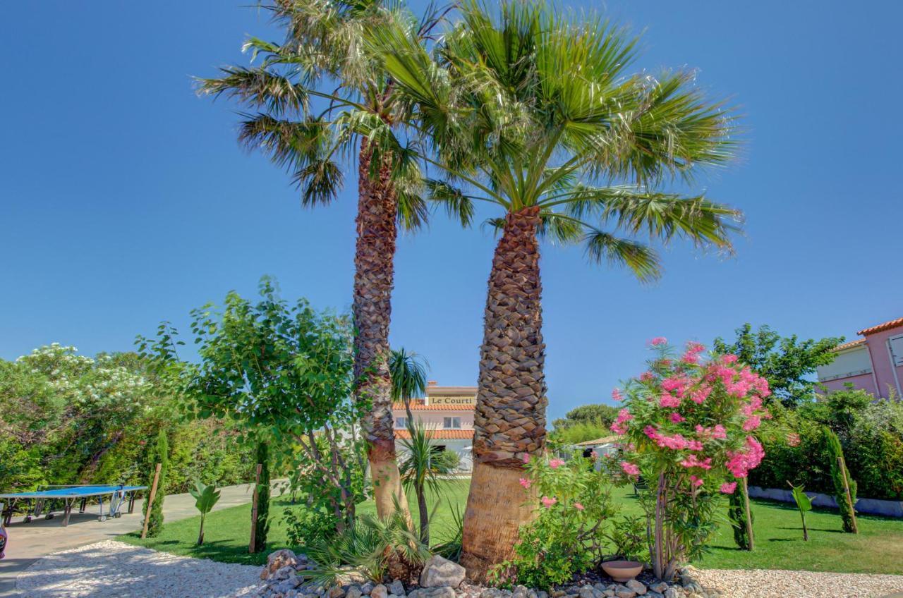 فندق Domaine Le Courti - Adult Only Le Barcarès المظهر الخارجي الصورة