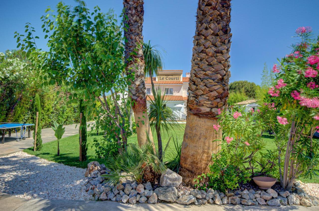 فندق Domaine Le Courti - Adult Only Le Barcarès المظهر الخارجي الصورة